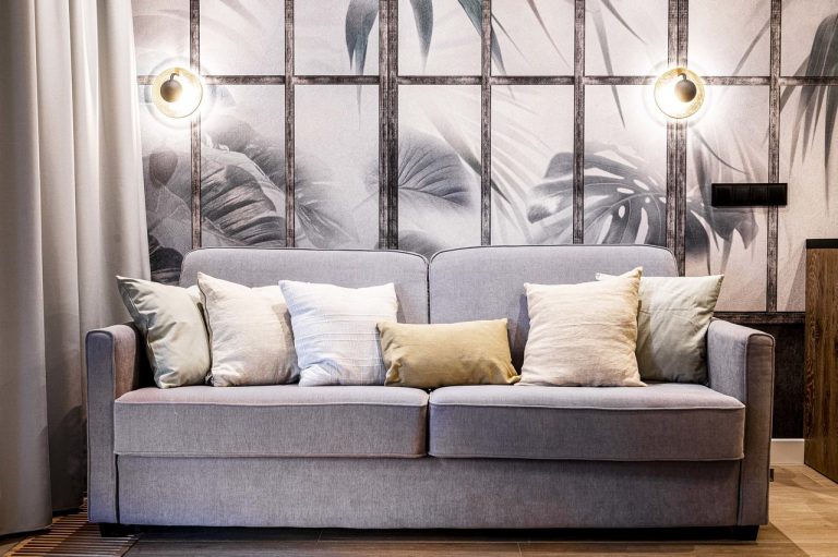 Aranżacja wnętrza z kominkiem: błędy, których należy unikać przy projektowaniu